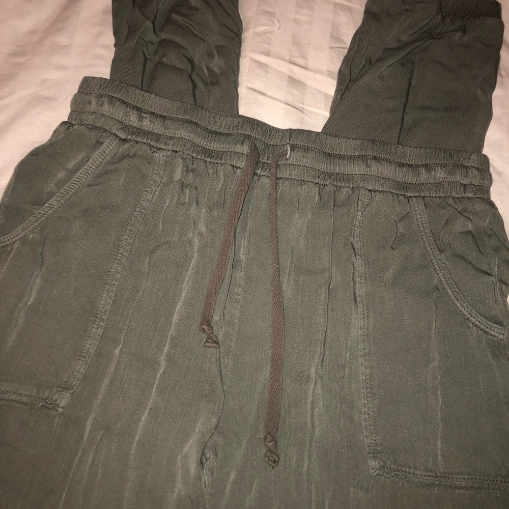 American eagle boho olive green joggers